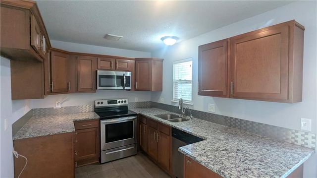 2201 NW Vesper Street, Blue Springs, MO 64015