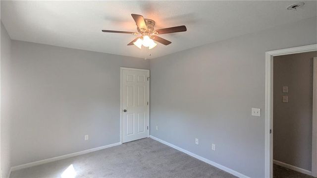 2201 NW Vesper Street, Blue Springs, MO 64015