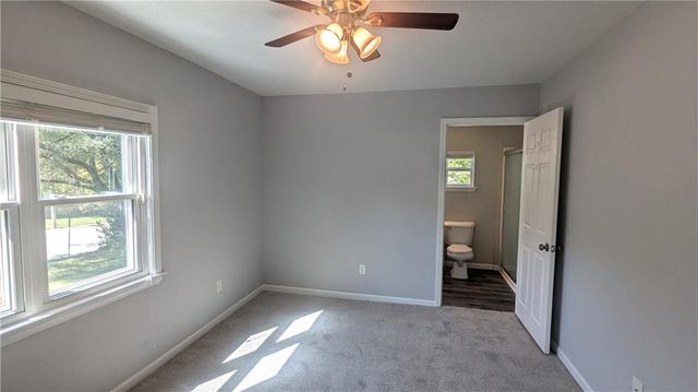2201 NW Vesper Street, Blue Springs, MO 64015