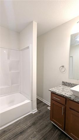 2201 NW Vesper Street, Blue Springs, MO 64015