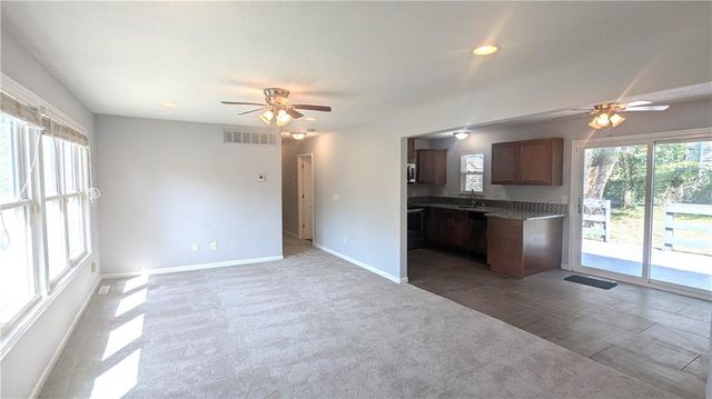 2201 NW Vesper Street, Blue Springs, MO 64015