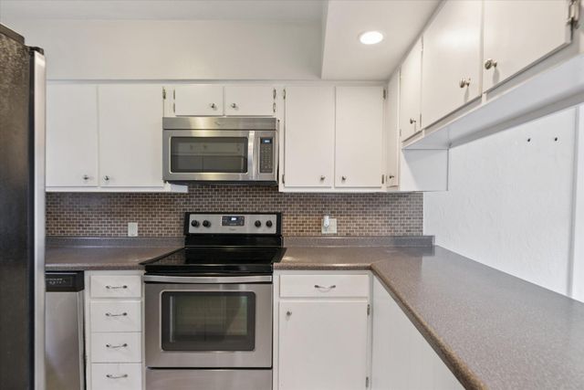 2327 Outlook Street, Kalamazoo City, MI 49001