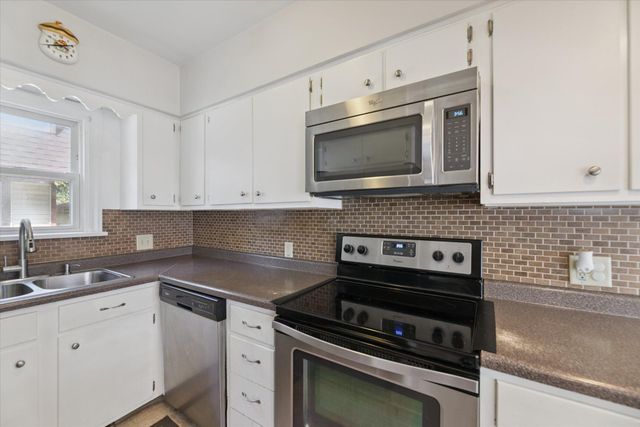 2327 Outlook Street, Kalamazoo City, MI 49001