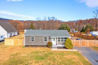 227 CRAWFORD DR, Churchville, VA 24431