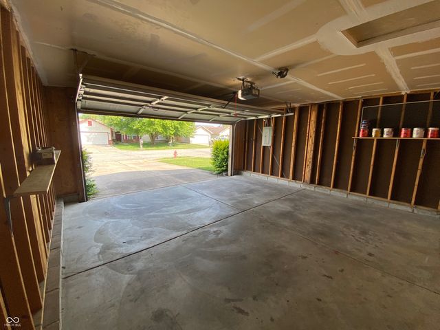 450 Ashby Drive, Greenfield, IN 46140