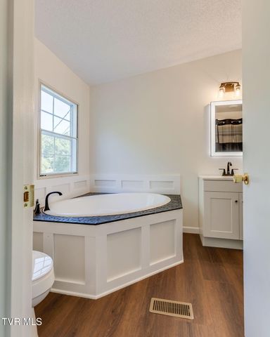 308 Chambers Drive, Elizabethton, TN 37643