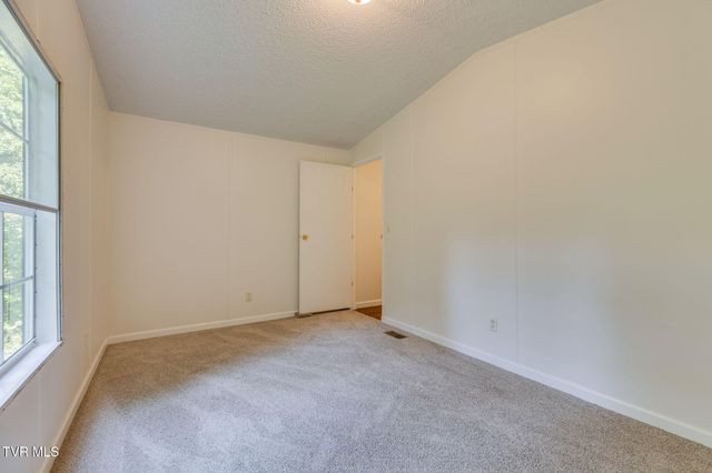308 Chambers Drive, Elizabethton, TN 37643