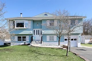 15 Castle Court, Thiells, NY 10984