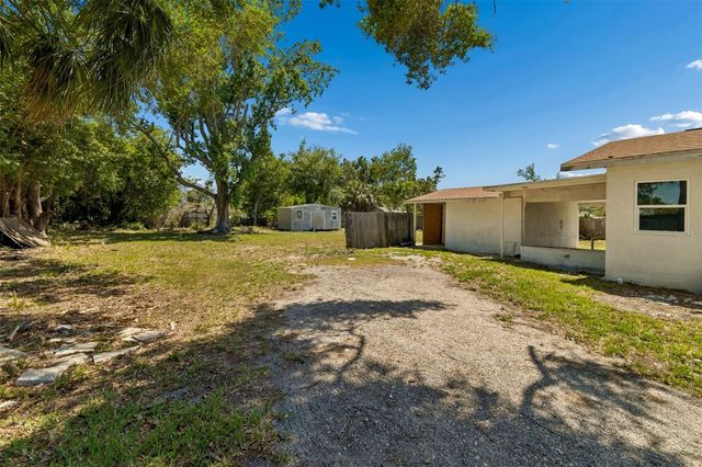 1611 E SHELL POINT ROAD, Ruskin, FL 33570