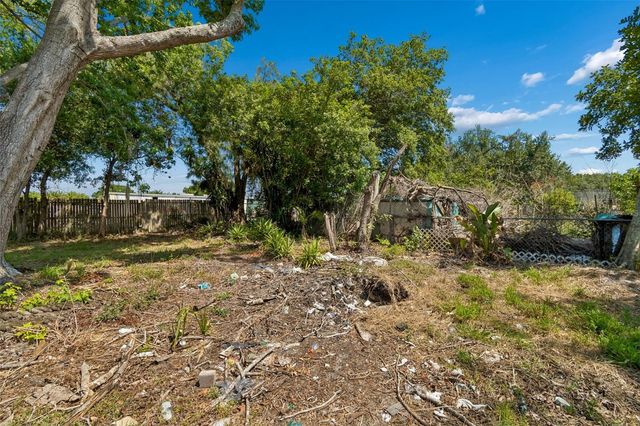 1611 E SHELL POINT ROAD, Ruskin, FL 33570