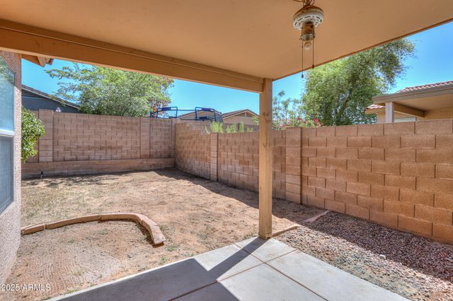 1983 W Allens Peak Road, San Tan Valley, AZ 85144