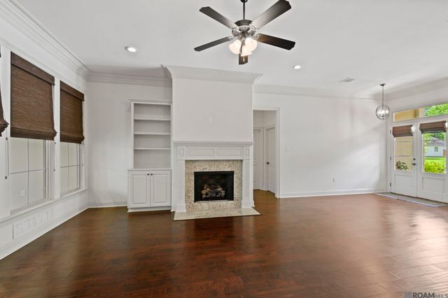 9797 Market West Dr, Baton Rouge, LA 70810