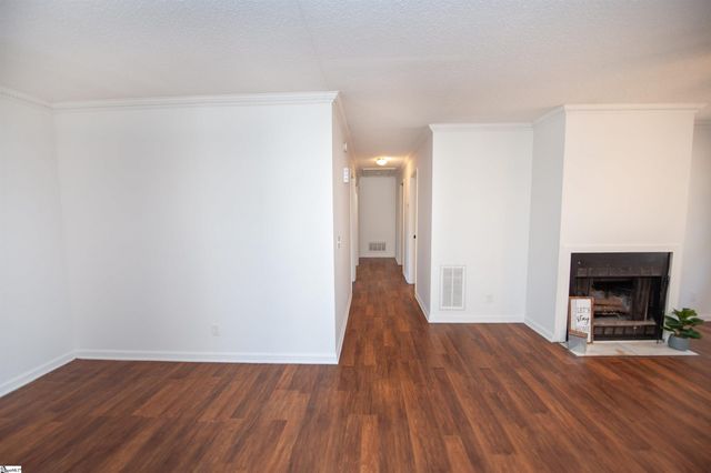 1514 Winding Way, Taylors, SC 29687