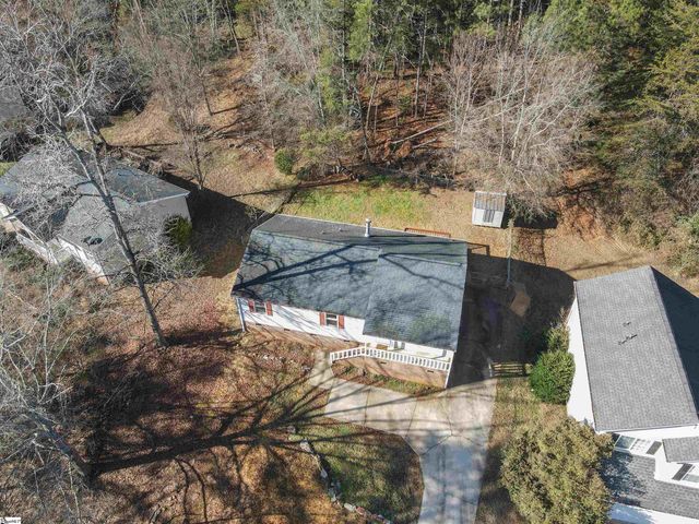 1514 Winding Way, Taylors, SC 29687