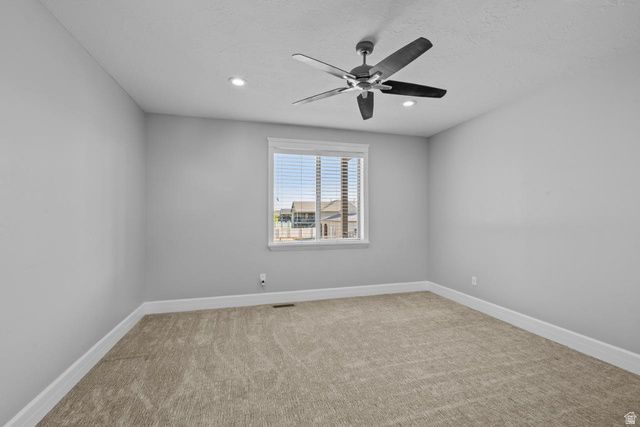 4894 W 4750 S, West Haven, UT 84401