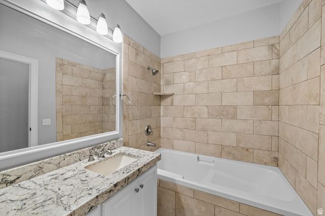 4894 W 4750 S, West Haven, UT 84401