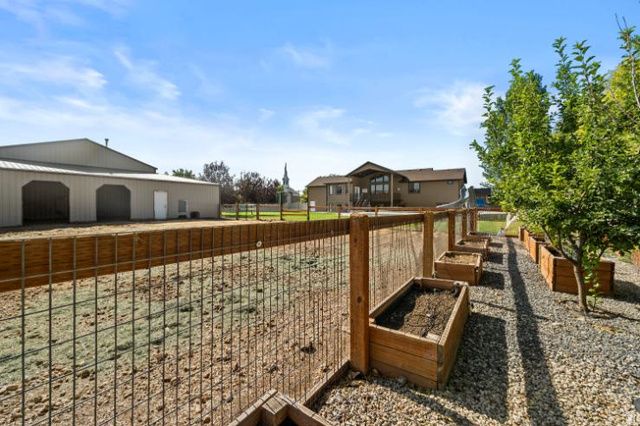 4894 W 4750 S, West Haven, UT 84401
