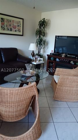 100 SW 132nd Way 310K, Pembroke Pines, FL 33027