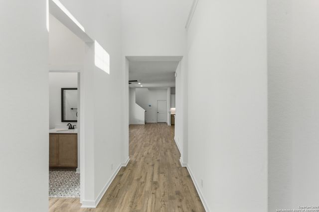 9439 Hidden Stone, Schertz, TX 78154