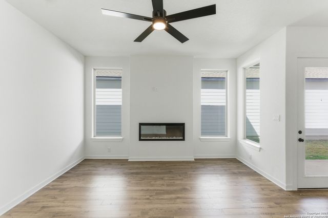 9439 Hidden Stone, Schertz, TX 78154