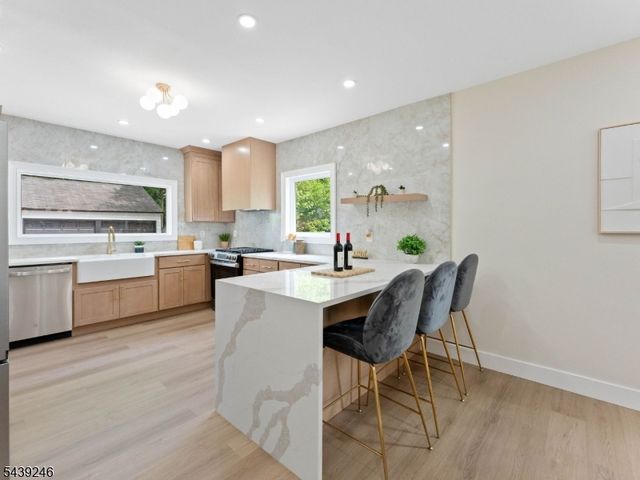 807 Mountain Ave, Bound Brook Boro, NJ 08805