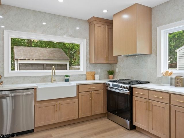 807 Mountain Ave, Bound Brook Boro, NJ 08805