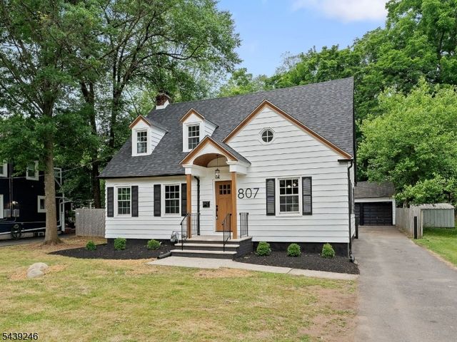 807 Mountain Ave, Bound Brook Boro, NJ 08805