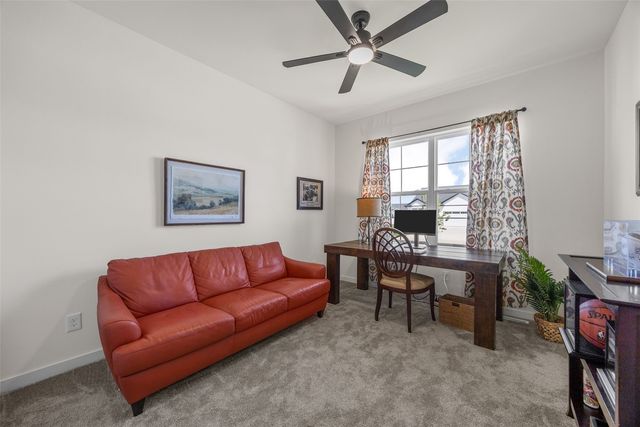 329 McCarran Avenue NE, Cedar Rapids, IA 52402