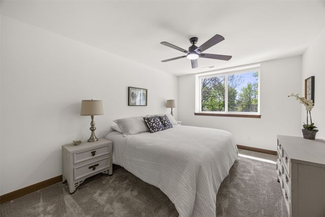 329 McCarran Avenue NE, Cedar Rapids, IA 52402