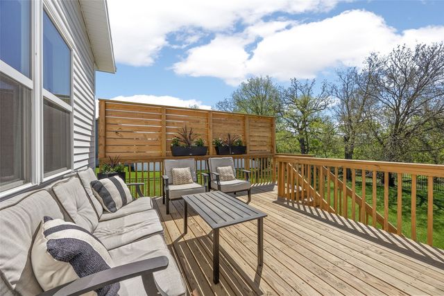 329 McCarran Avenue NE, Cedar Rapids, IA 52402