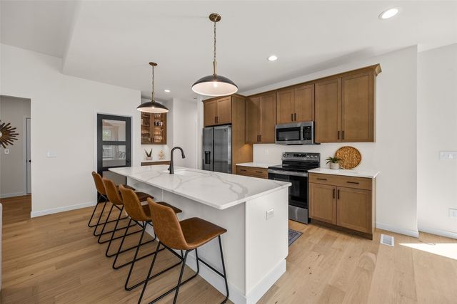 329 McCarran Avenue NE, Cedar Rapids, IA 52402