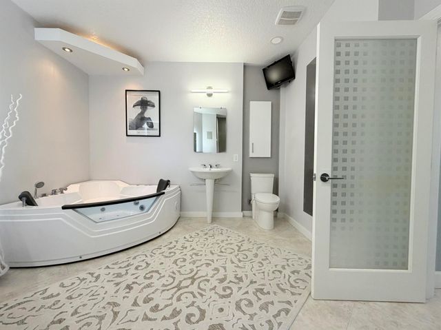 3880 N Highway A1a 104, Hutchinson Island, FL 34949