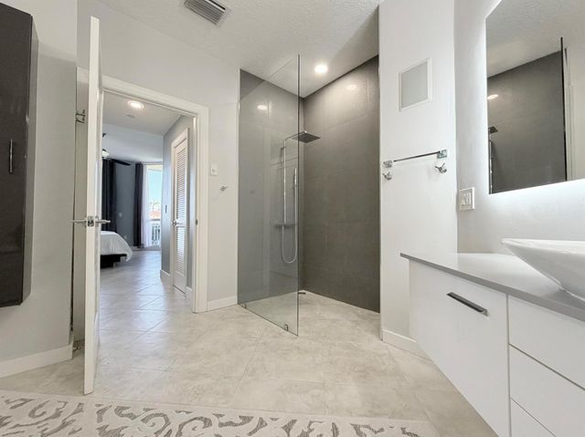 3880 N Highway A1a 104, Hutchinson Island, FL 34949