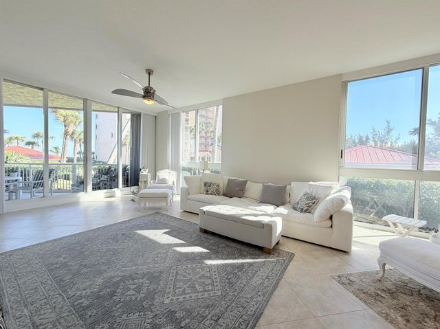 3880 N Highway A1a 104, Hutchinson Island, FL 34949