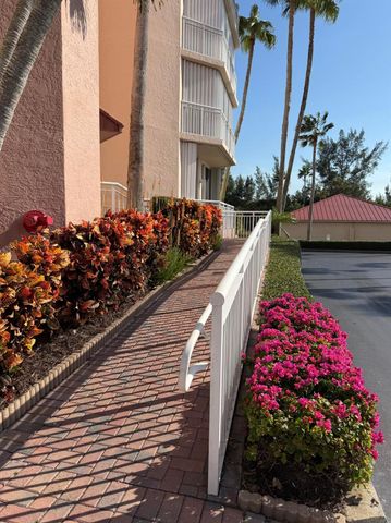 3880 N Highway A1a 104, Hutchinson Island, FL 34949