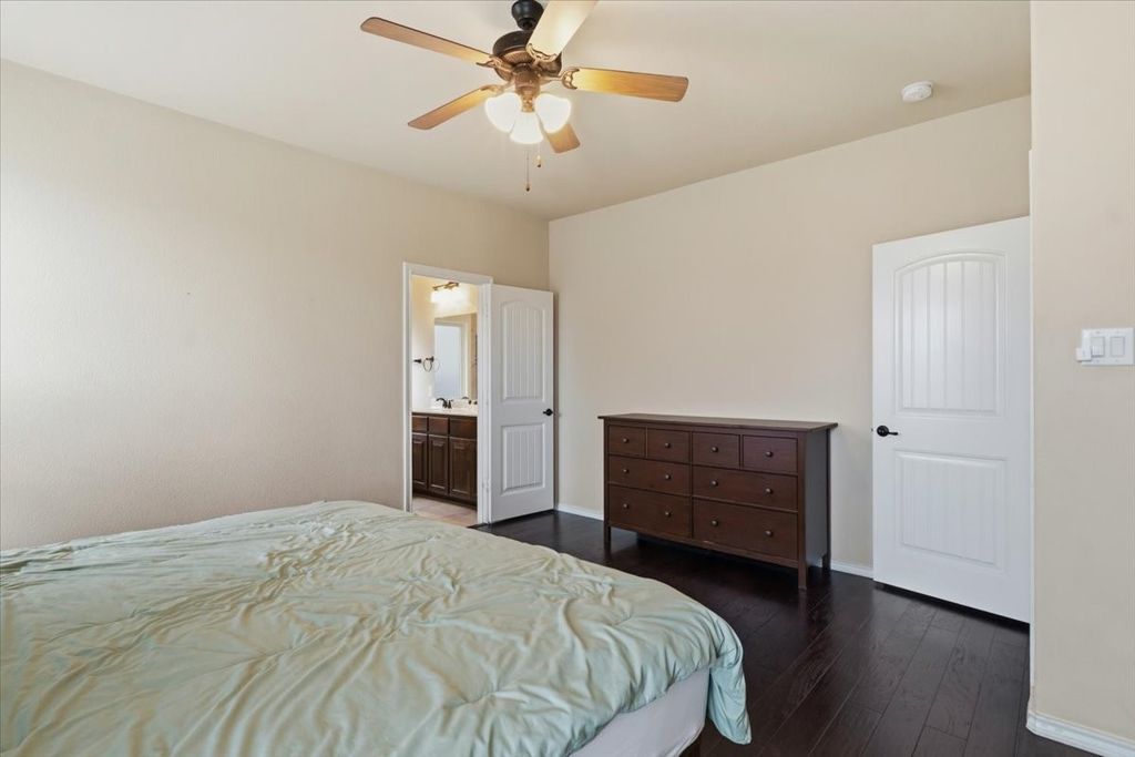 1713 Falling Star Drive, Fort Worth, TX 76052 — photo 5
