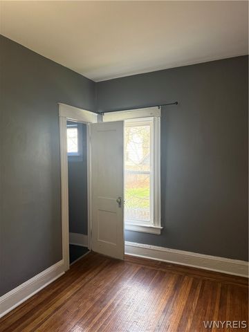 238 Oxford Avenue lower, Buffalo, NY 14209