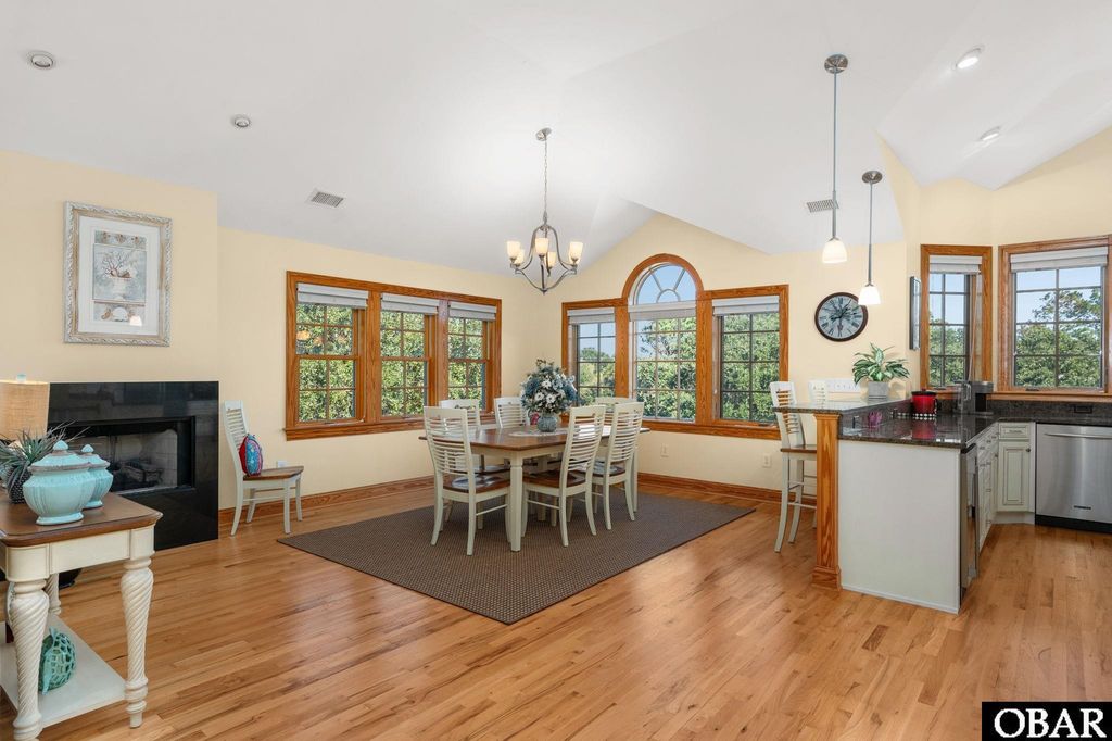 Image 12 of property listing at 818 Whistler Court Lot #381, Corolla, NC 27927