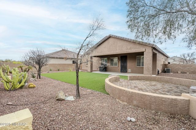 12692 N Sunrise Shadow Drive, Marana, AZ 85658