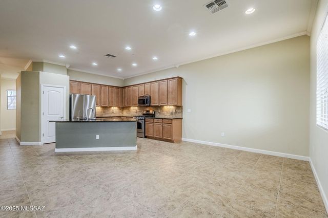 12692 N Sunrise Shadow Drive, Marana, AZ 85658