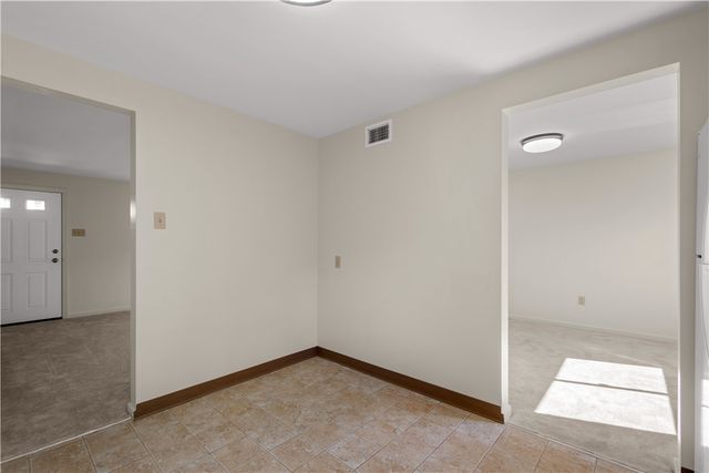 238 Santa Fe Dr, Bethel Park, PA 15102