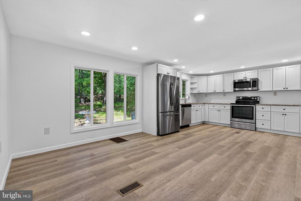 Image 18 of property listing at 120 LONG BEACH RD, Charlestown, MD 21914