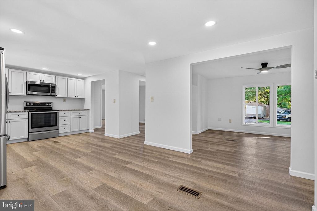 Image 19 of property listing at 120 LONG BEACH RD, Charlestown, MD 21914