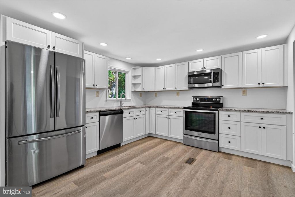 Image 9 of property listing at 120 LONG BEACH RD, Charlestown, MD 21914