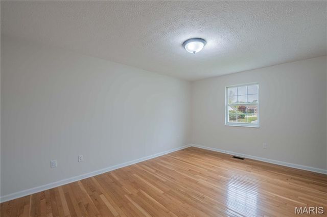 10 Arbor Springs, Troy, IL 62294