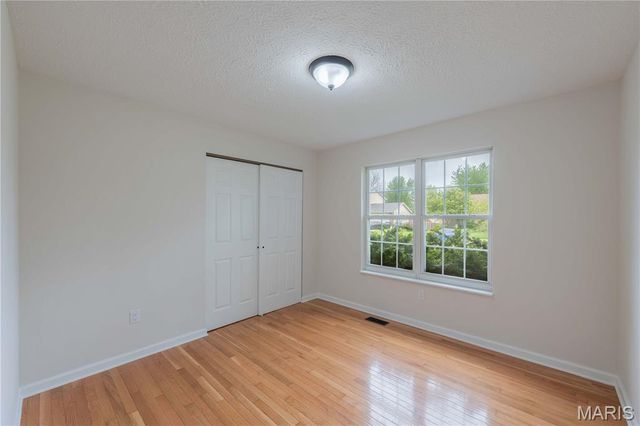 10 Arbor Springs, Troy, IL 62294