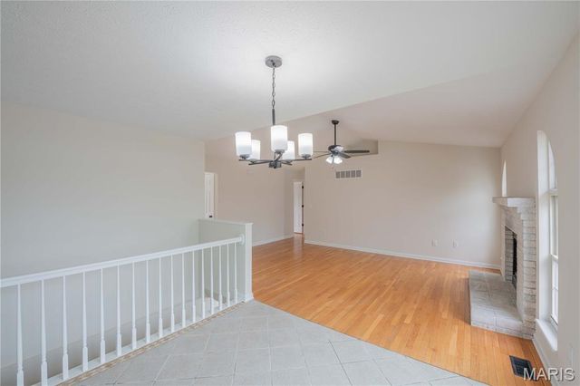 10 Arbor Springs, Troy, IL 62294
