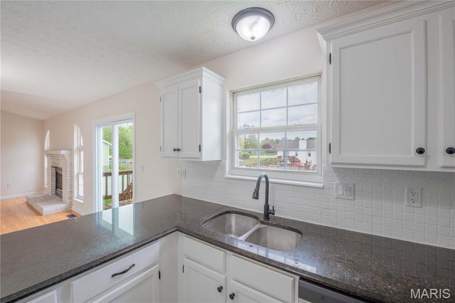 10 Arbor Springs, Troy, IL 62294