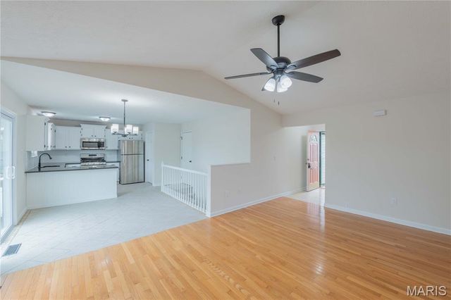 10 Arbor Springs, Troy, IL 62294