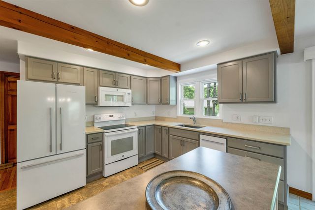2761 Lake Shore Rd Unit 41, Gilford, NH 03249